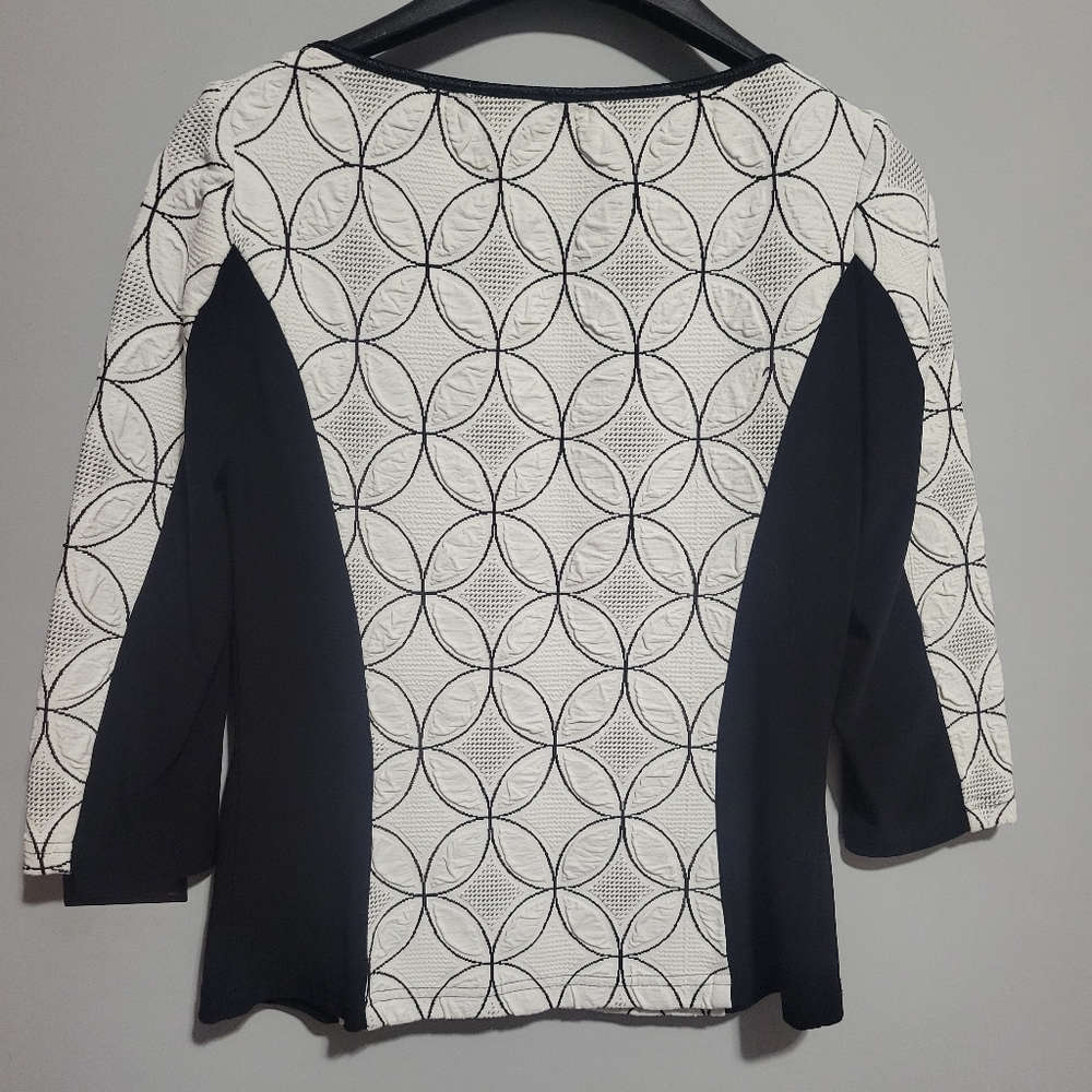 Joseph Ribkoff Quilted Colorblock Top - Picture 4 of 5